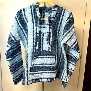 Surfer woven pullover, juniors boys size L, Navy and light blue